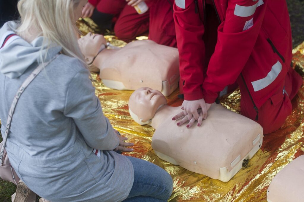 Scheduling Community CPR Training in Santa Barbara Around Shift Work