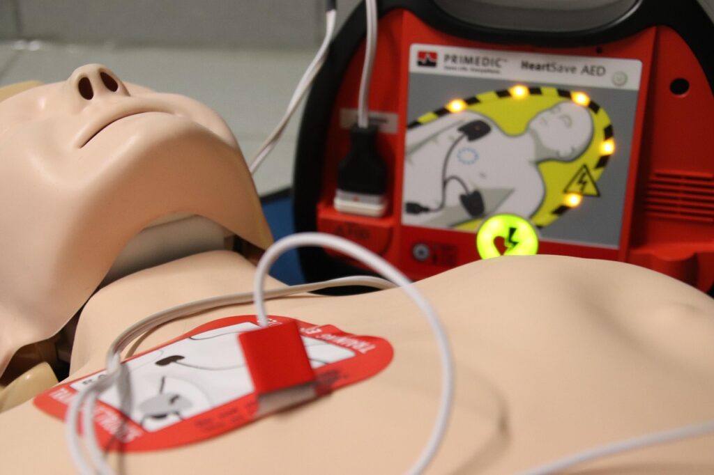 Nashville CPR Course Match by Industry: BLS vs. Heartsaver vs. First Aid